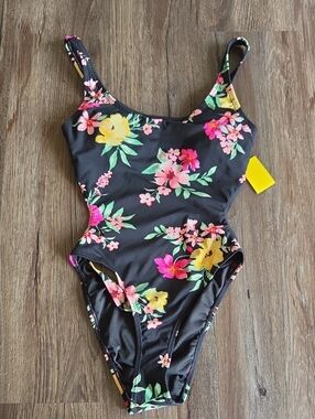 Nwt Forever 21  Floral One Piece Swimsuit  Black Pink  Yellow Flowers Small